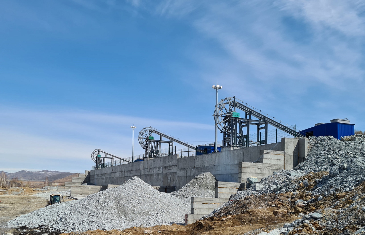 Kazmintech Engineering сопровождает внедрение новой системы транспортировки руды на поверхность рудника Долинный