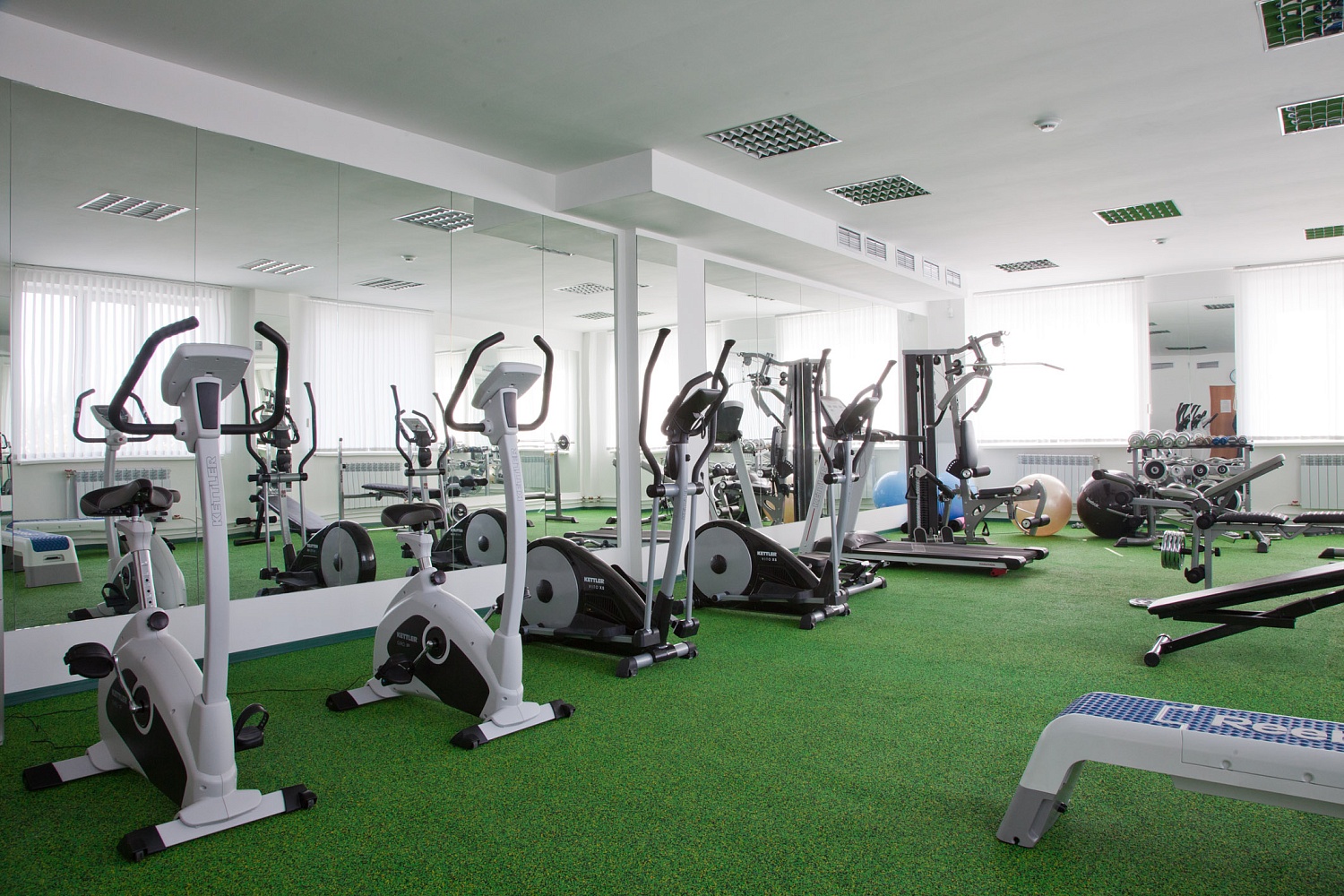 Tennis center